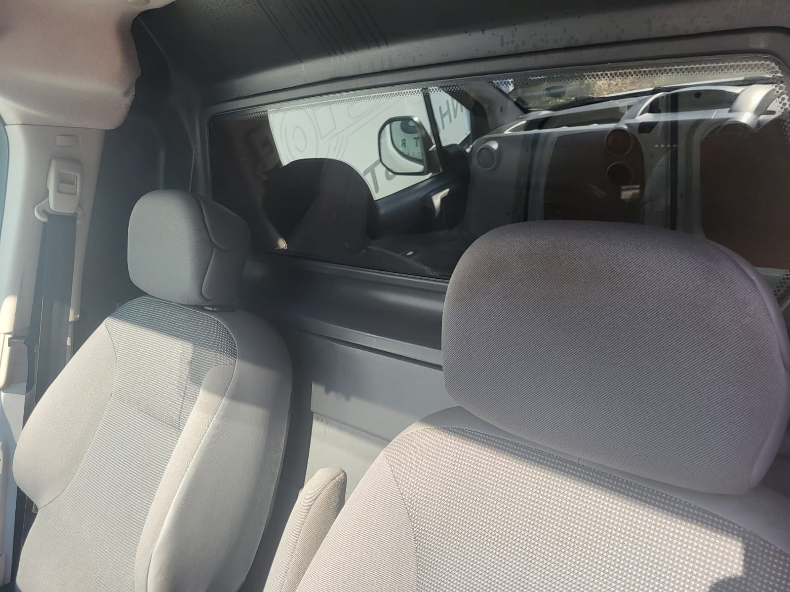 
								PEUGEOT PARTNER full									