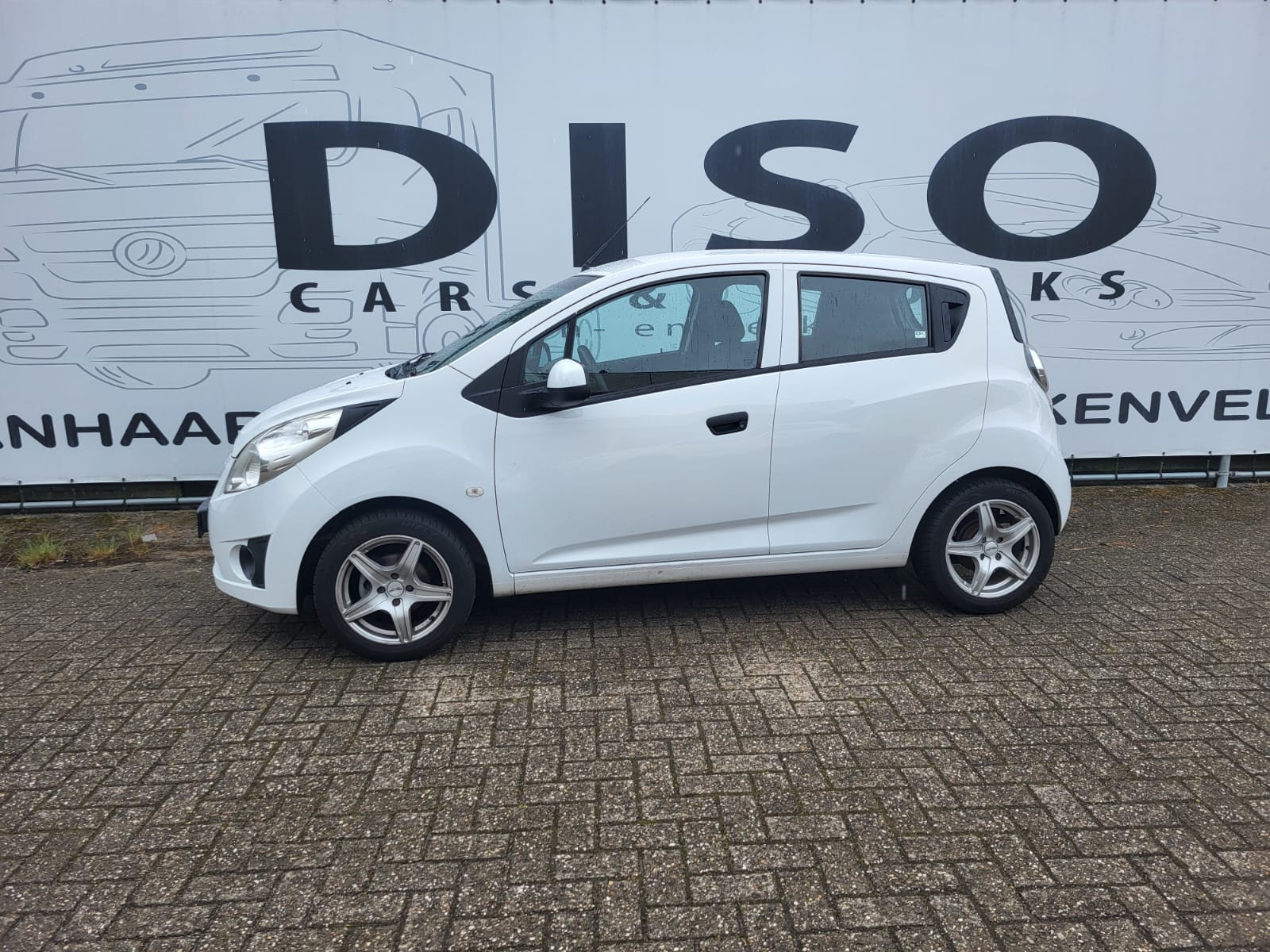 
								Chevrolet Spark full									