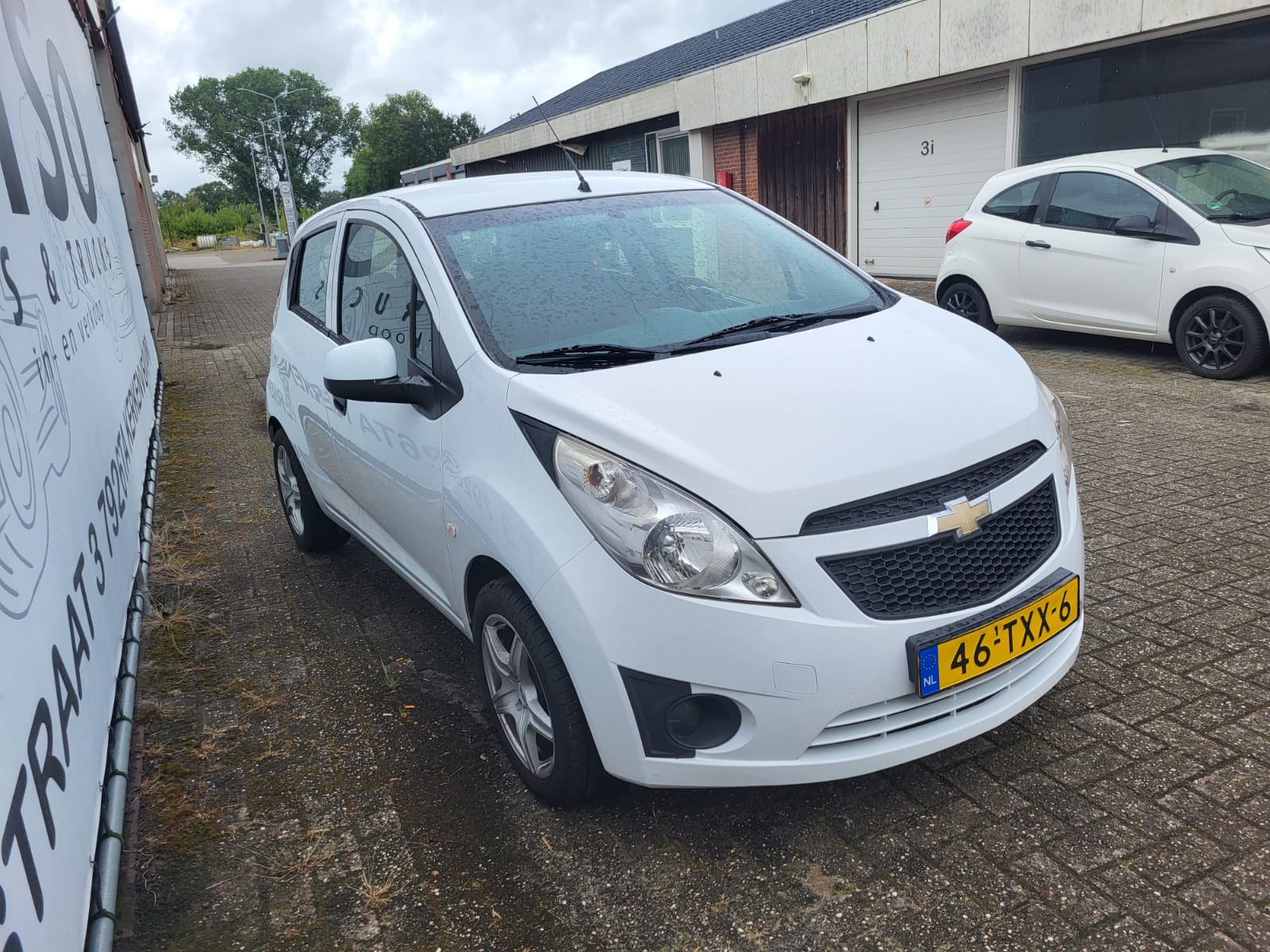 
								Chevrolet Spark full									