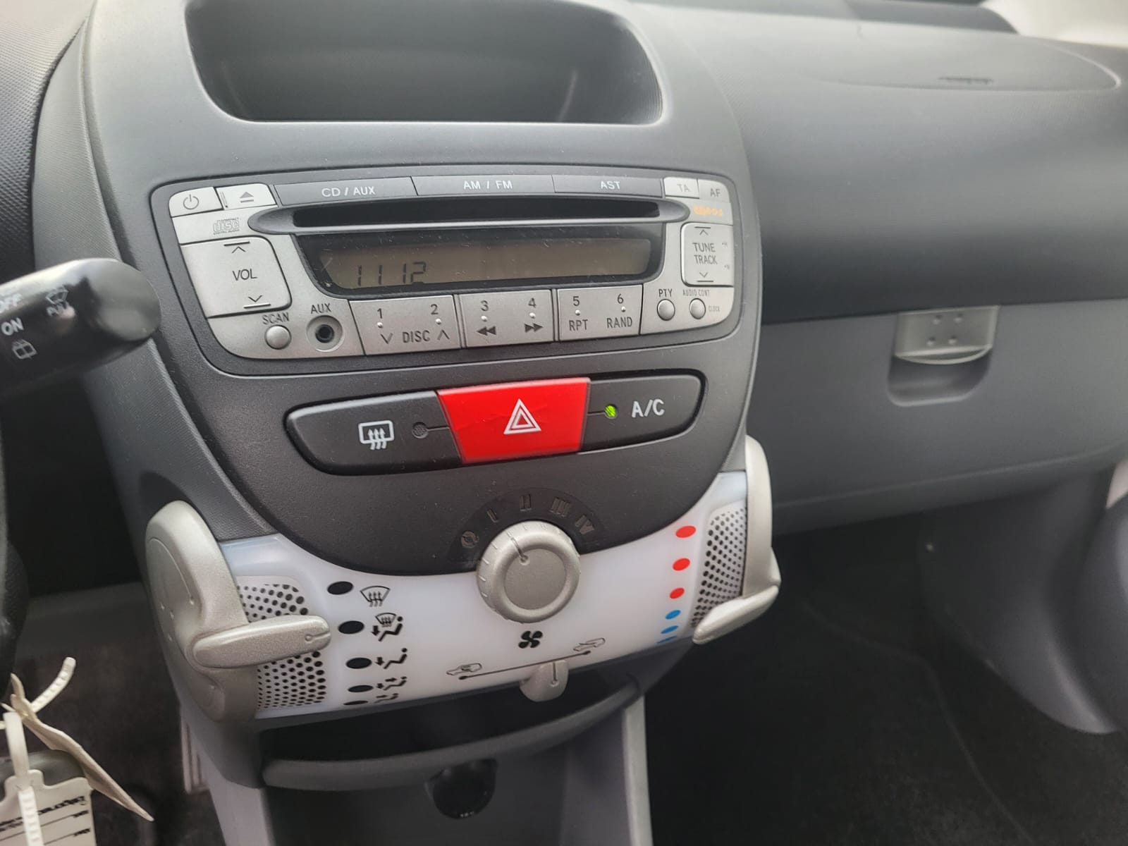 
								Toyota Aygo full									