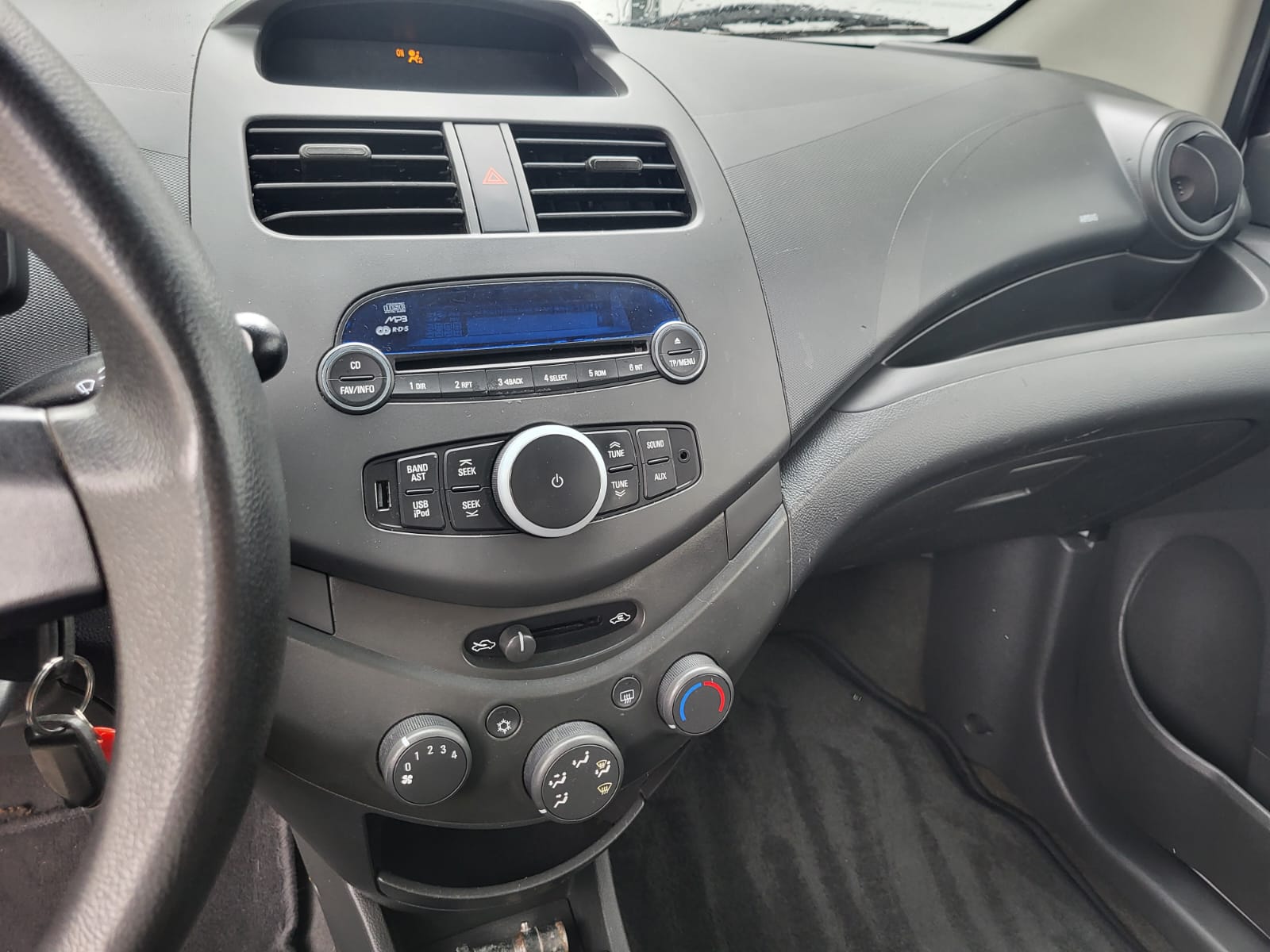 
								Chevrolet Spark full									