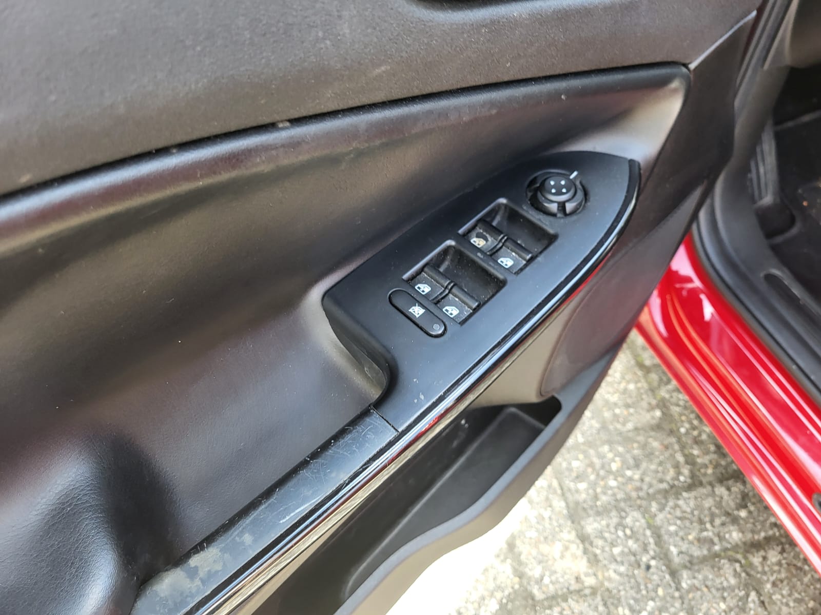 
								Afla Romeo GIULIETTA full									