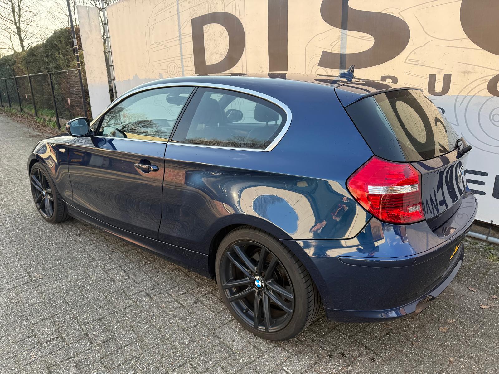 
								BMW 1-Serie full									