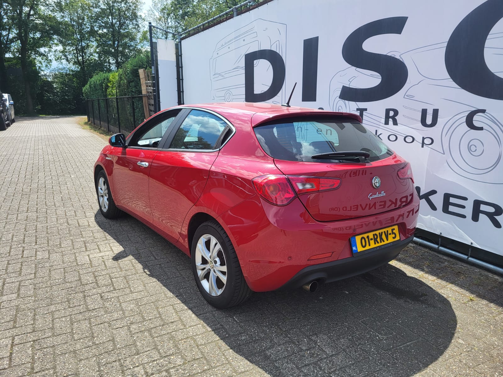 
								Afla Romeo GIULIETTA full									