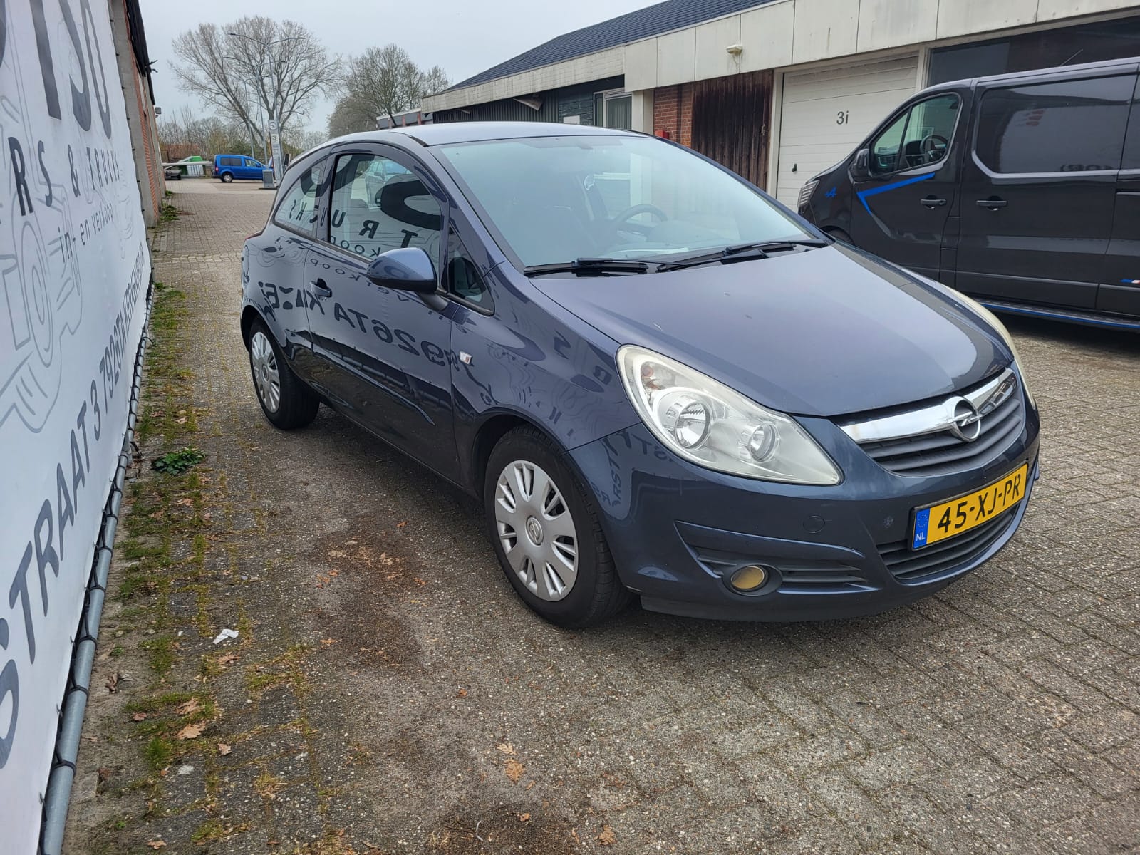 
								Opel corsa full									